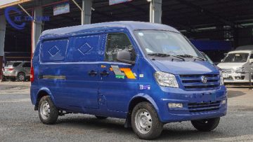 Xe tải van DFSK K05S 2 chỗ 945 kg màu xanh dương đậm