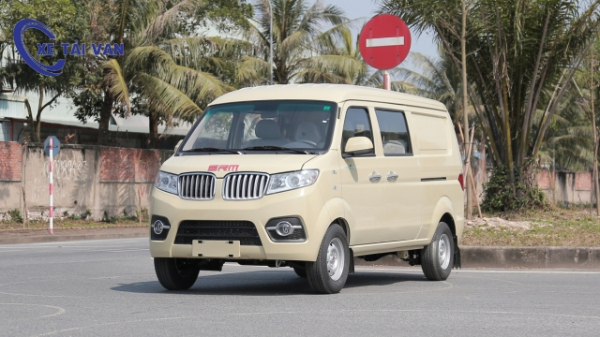 Giá Xe Tải Van SRM X30 5 chỗ ngồi chưa lăn bánh là 297.000.000 đ