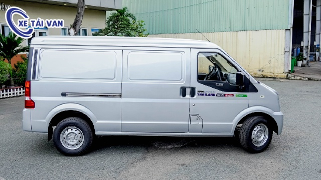 Xe tải van DFSK C35 phiên bản 2 chỗ 945kg