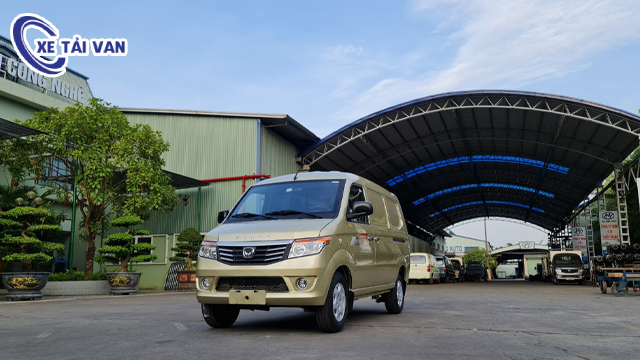 Xe van Kenbo 2 chỗ của nhà máy ô tô Chiến Thắng