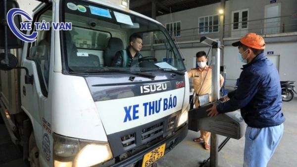 Dùng tem đăng kiểm giả sẽ bị xử lý theo quy định của Pháp luật