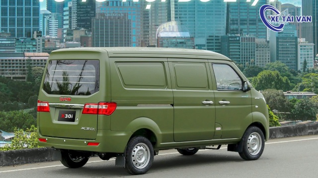 Giảm ngay 30 triệu đồng khi khách hàng mua xe van SRM X30i
