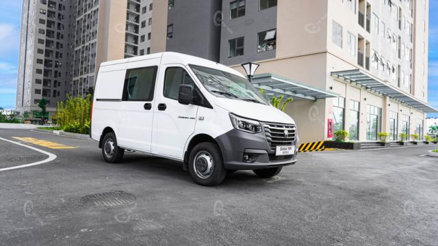 Xe tải van máy dầu động cơ bền, chịu tải tốt cho sức kéo mạnh