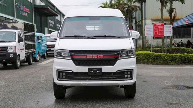 Ngoại hình xe van chở hàng SRM X30LP 2 chỗ 945kg
