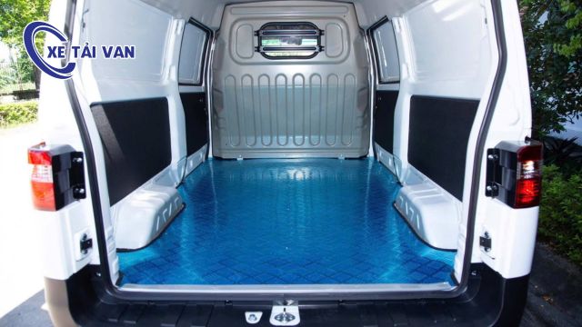 Thùng hàng 2m23 với tải trọng 810kg linh hoạt chở hàng